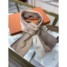 Loro Piana Scarf